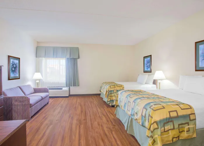 Hotel Sleep North - Urbana
