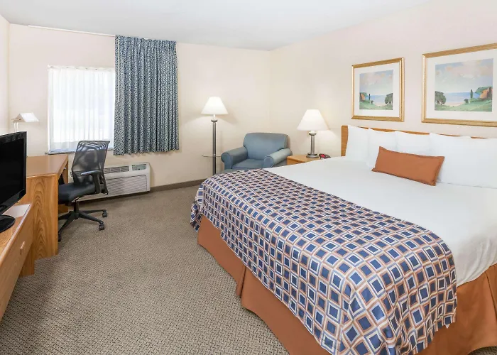 Hotel Sleep North - Urbana Champaign