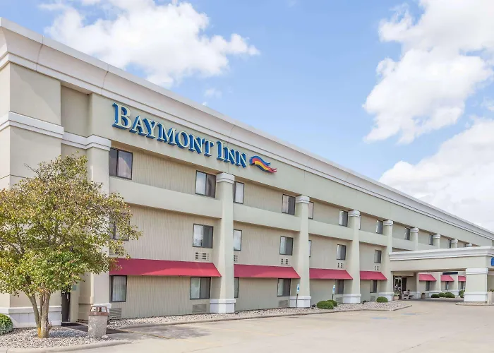 Hotel Sleep North - Urbana 4*
