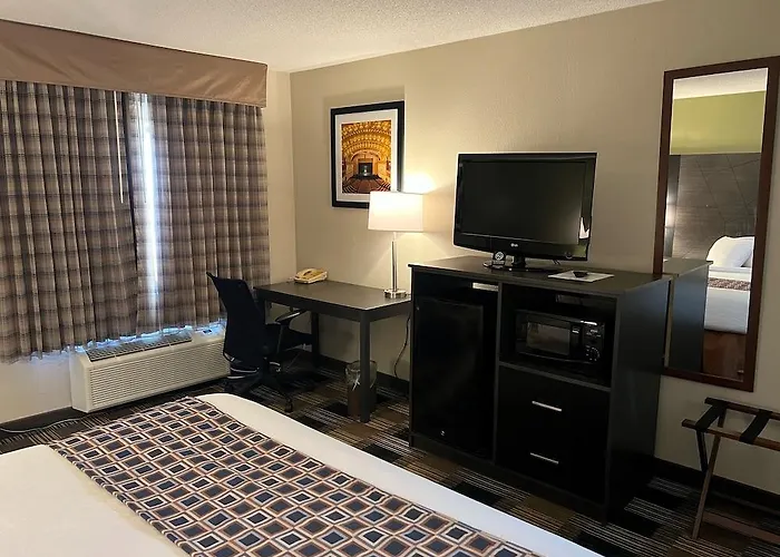 Hotel Sleep North - Urbana 4*
