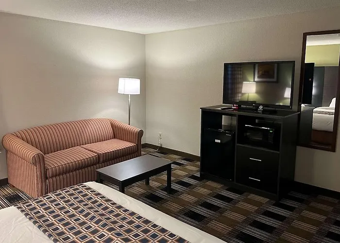 Sleep North - Urbana Hotel Champaign