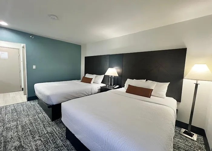 Sleep North - Urbana 4* Champaign
