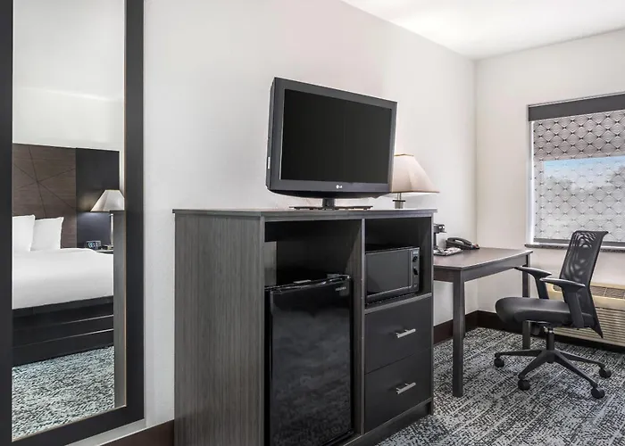 Hotel Sleep North - Urbana 4*