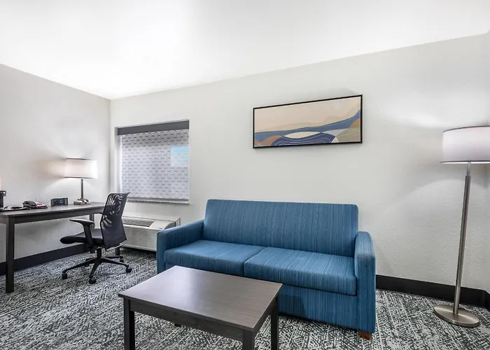 Sleep North - Urbana Hotel