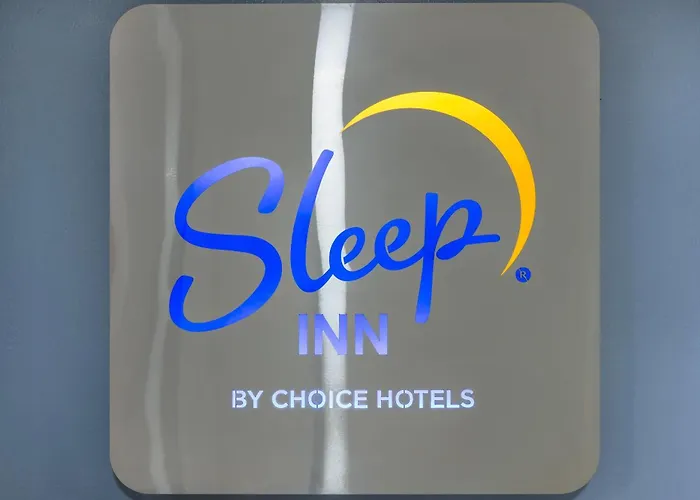 Sleep North - Urbana Hotel 4*