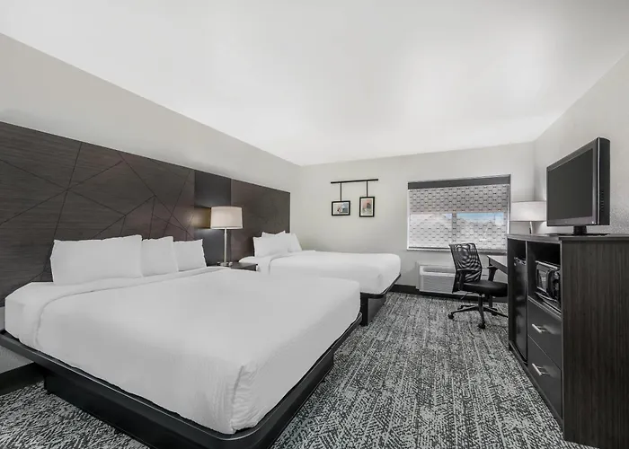 Hotel Sleep North - Urbana 4*
