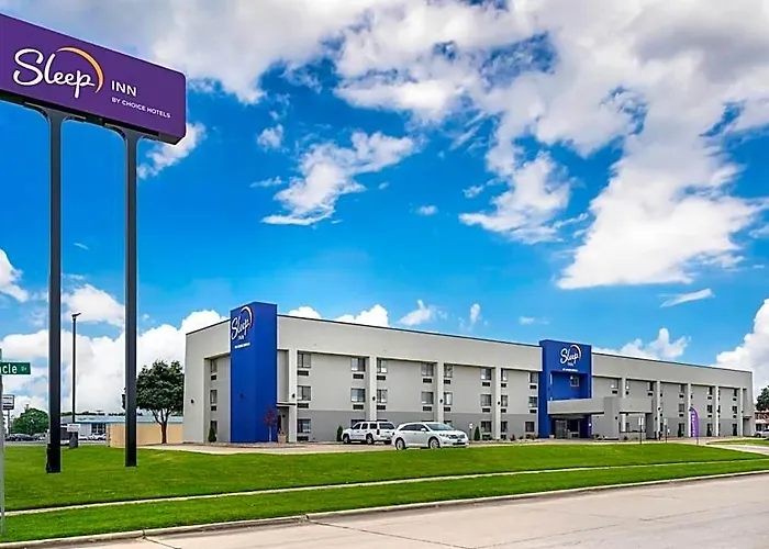 Hotel Sleep North - Urbana 4*