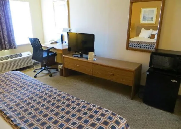 Sleep North - Urbana 4*