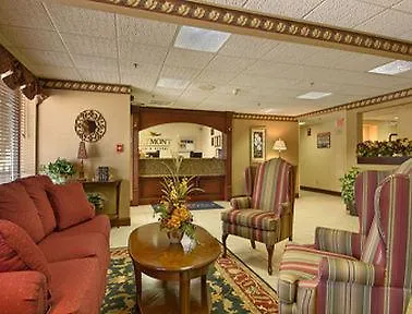 Sleep North - Urbana Hotel Champaign